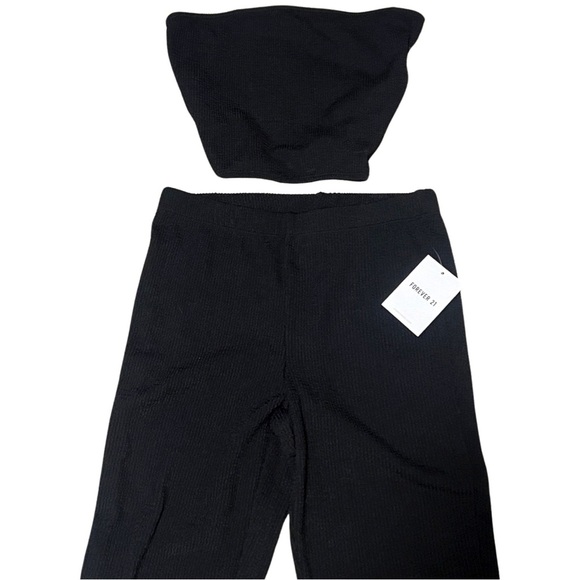 F21 | 2 piece set - strapless black top with high waisted flare pants NWT - Picture 2 of 7